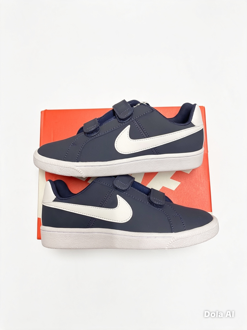 Boys shoes