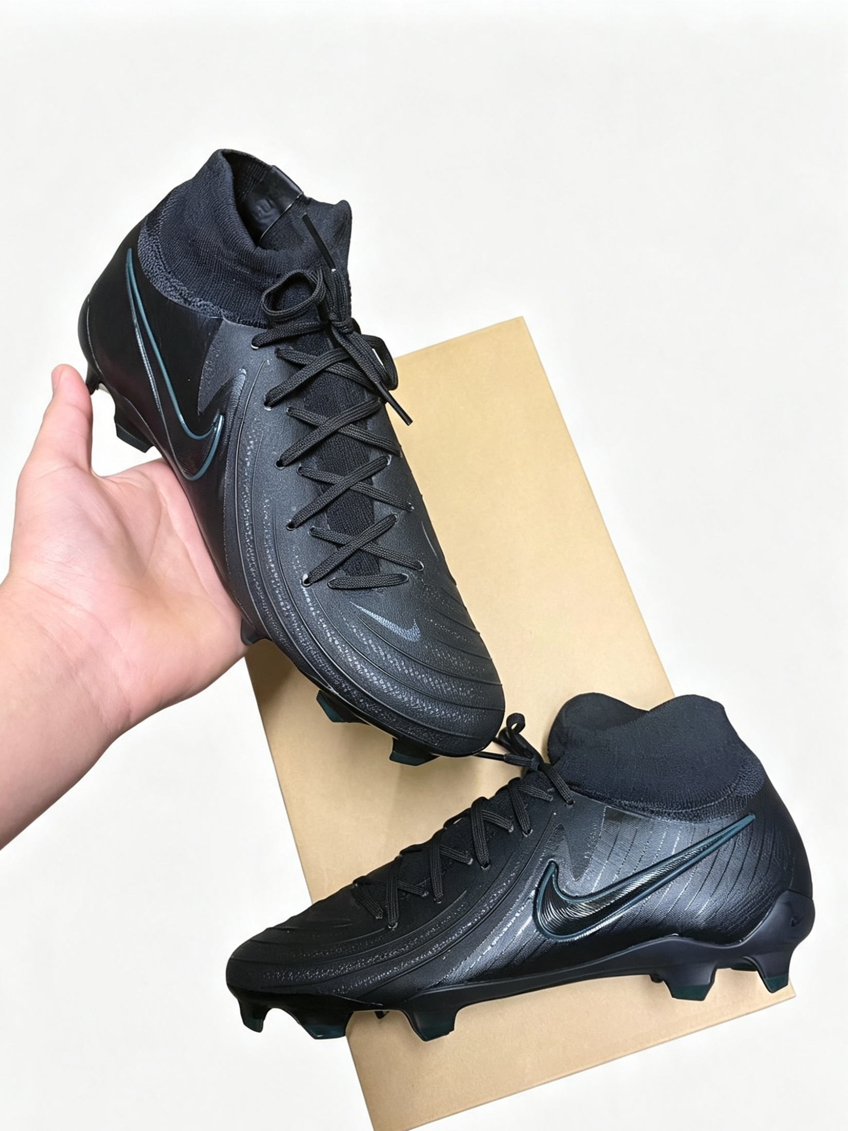 Nike Phantom Luna 2 Pro Firm Ground Football Boots – Black / Dark Teal – Brand New