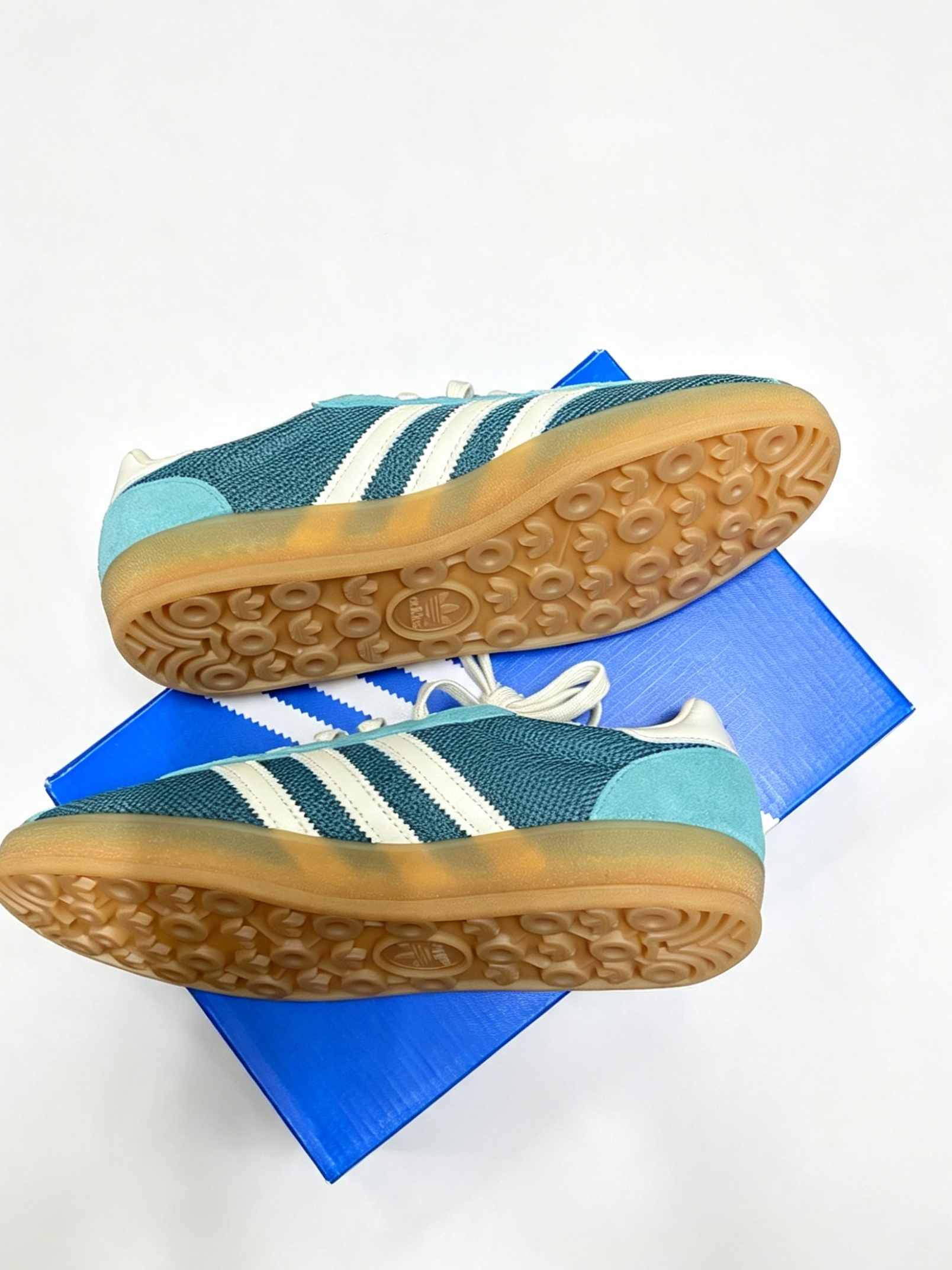 Adidas Originals Gazelle – Turquoise / White / Gum – Brand New In Box