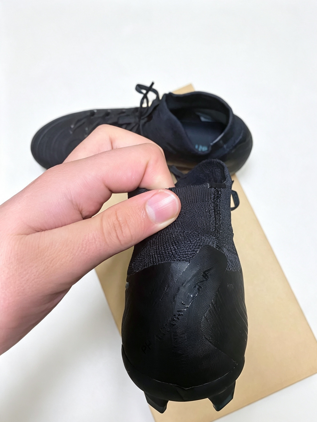 Nike Phantom Luna 2 Pro Firm Ground Football Boots – Black / Dark Teal – Brand New