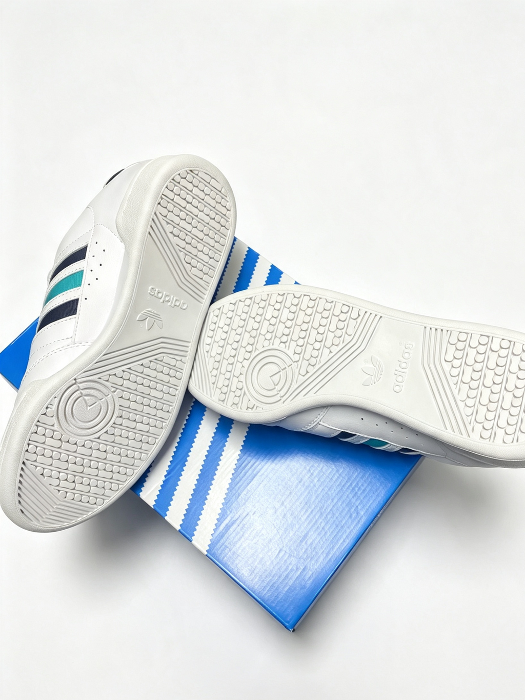 Adidas Originals Continental 80 / Retro Trainers | White / Teal / Navy | BNIB