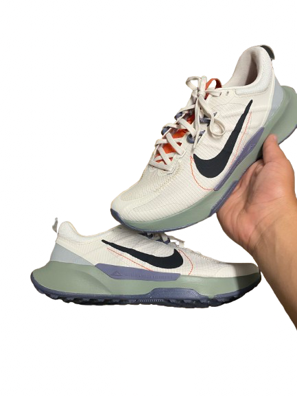 Nike green running shoes